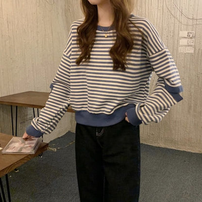 Crewneck Striped Cutout Pullover SpreePicky