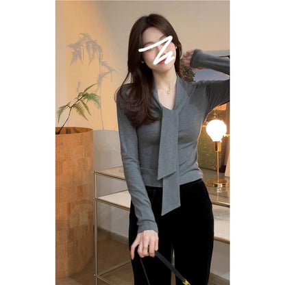 Long-Sleeve V-Neck Plain Knit Top SpreePicky