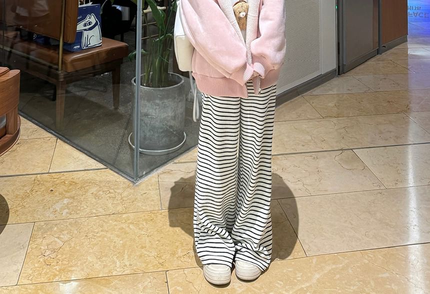 Plain Fleece-Lined Zip Hoodie / Long Sleeve Halter Plain Mock Two Piece T-Shirt / Drawstring Waist Striped Wide Leg Pants SpreePicky