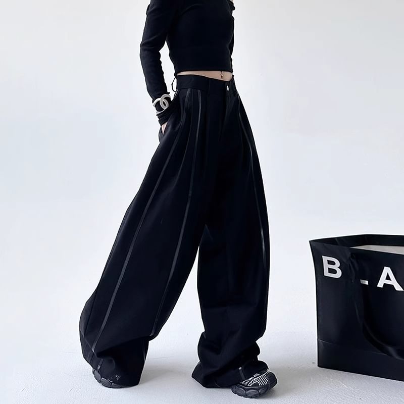 Low Rise Faux Leather Paneled Loose-Fit Wide-Leg Pants SpreePicky