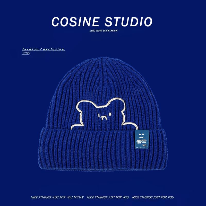 / Embroidered Bear Plain Beanie FashionChic