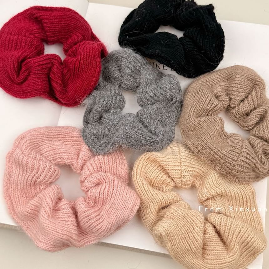 Plain Knitted Scrunchie SpreePicky