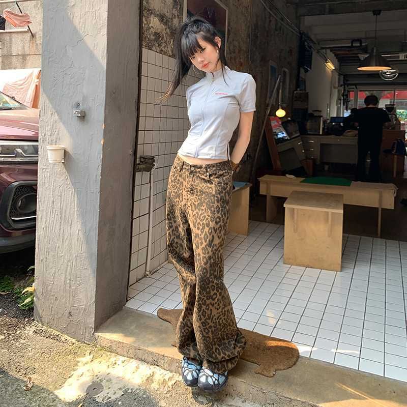 Low Rise Leopard Print Straight-Fit Wide-Leg Pants SpreePicky