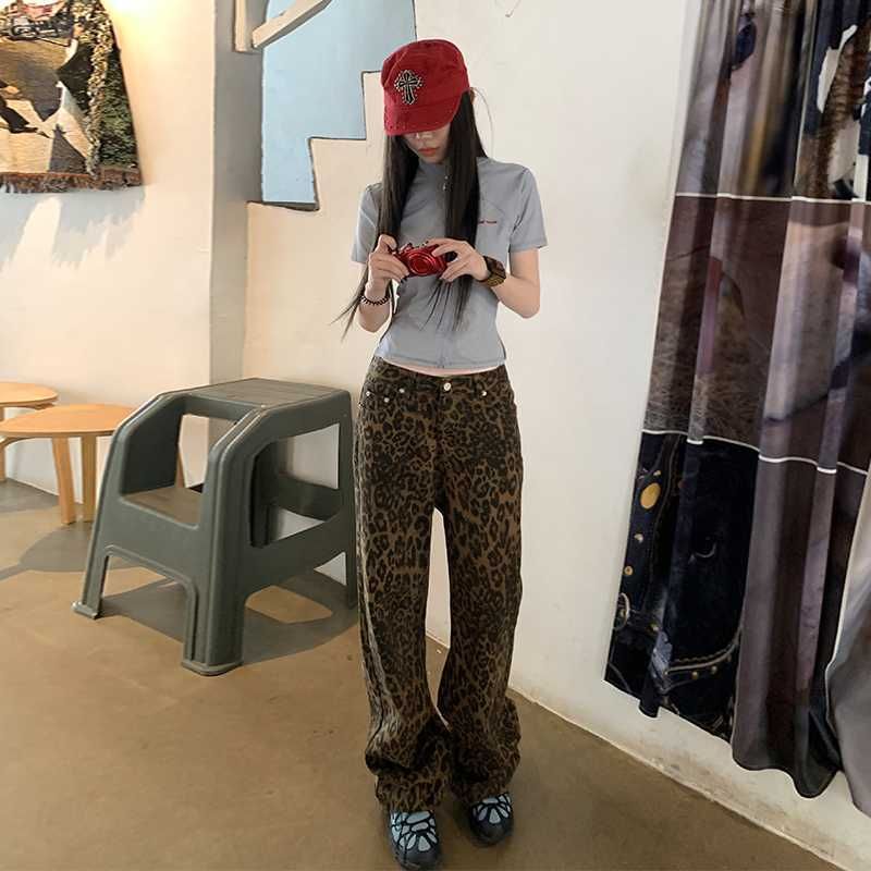 Low Rise Leopard Print Straight-Fit Wide-Leg Pants SpreePicky