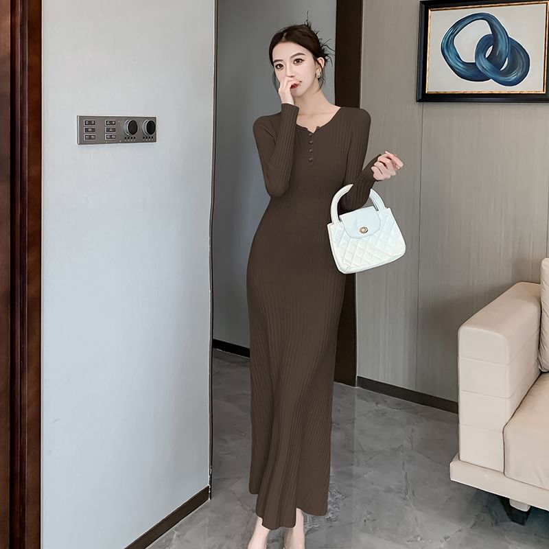 Long-Sleeve Crew Neck Plain Buttoned Maxi Sheath Dress SpreePicky