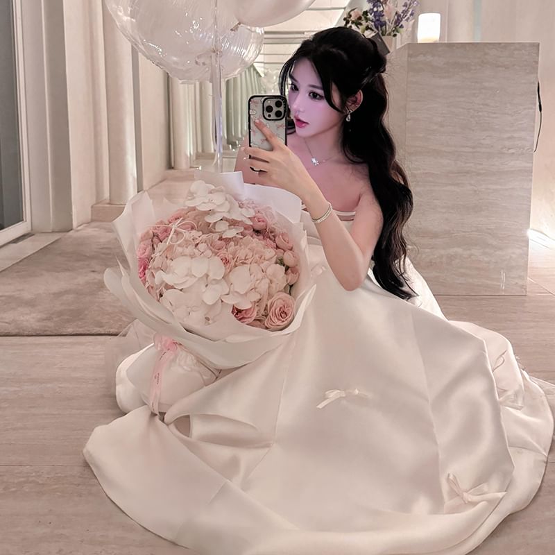 Strapless Plain Bow Accent Satin A-Line Wedding Gown FashionChic