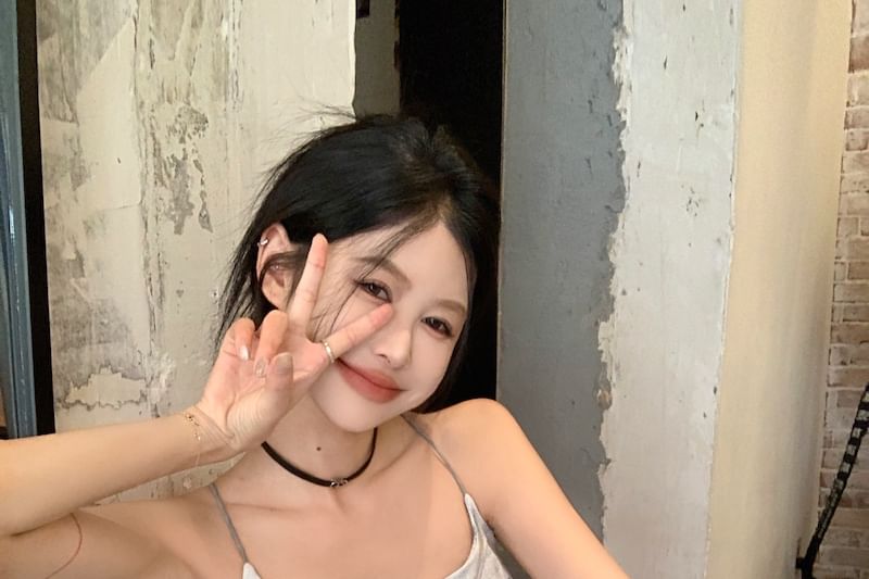 Leg Tie Scoop Dye Top Waist / Cropped Drawstring Pants Wide Neck Camisole FashionChic