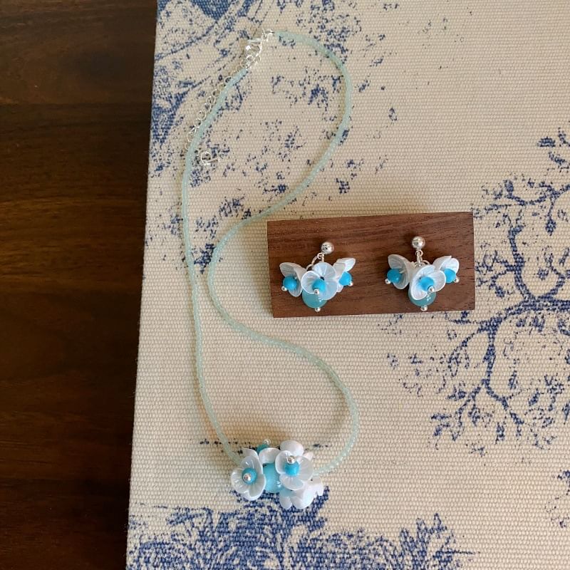 / Beaded Drop Earring Necklace Floral FashionChic