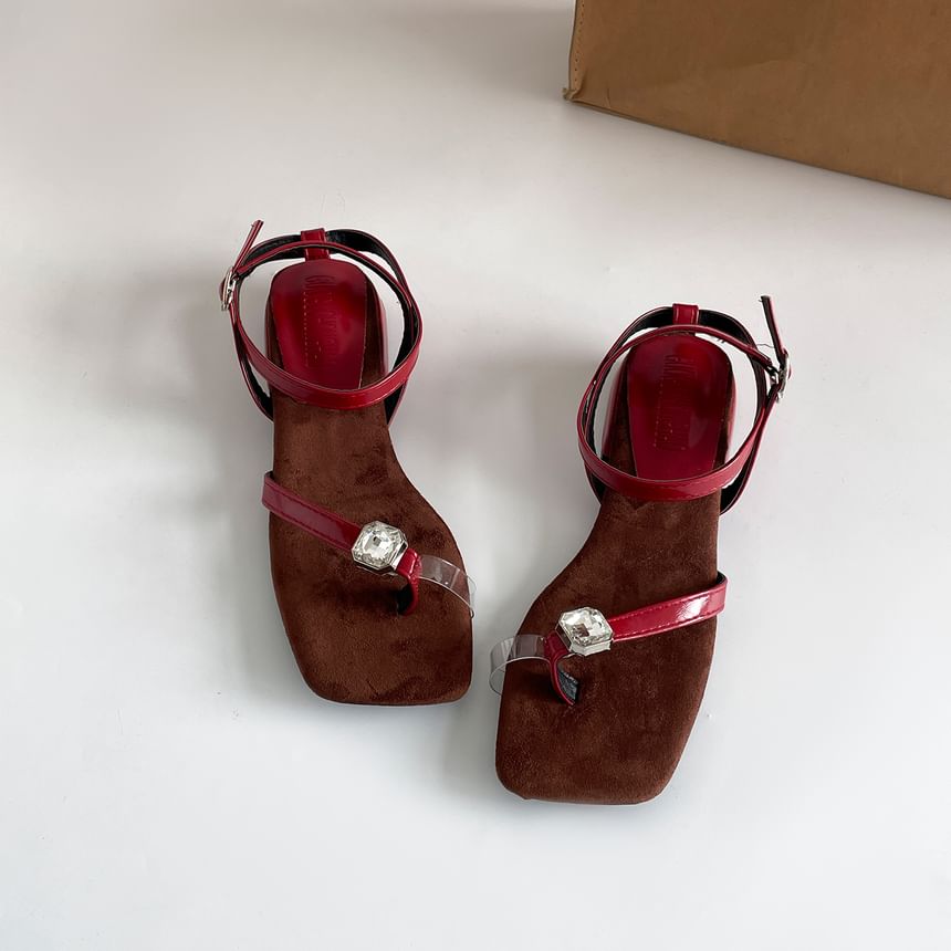 Rhinestone Toe Loop Chunky Heel Sandals