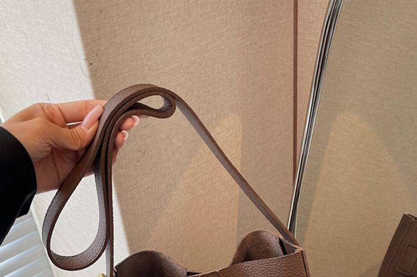 Faux Bag Pouch Leather With Shoulder FashionChic