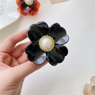 Faux Pearl Floral Hair Claw SpreePicky