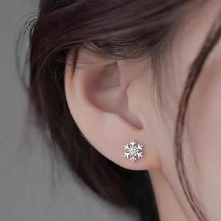 Snowflake Alloy Stud Earring mySite