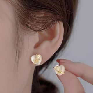 Heart Ear Stud mySite