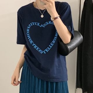 Short-Sleeve Crewneck Lettering Tee / High Rise Midi Pleated Skirt SpreePicky