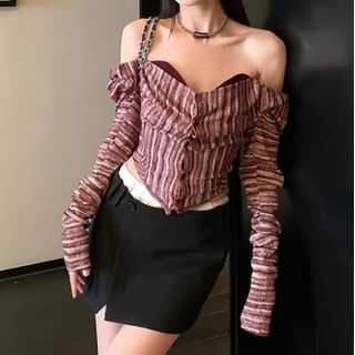 Long-Sleeve Off Shoulder Sweetheart Neckline Crop Top SpreePicky