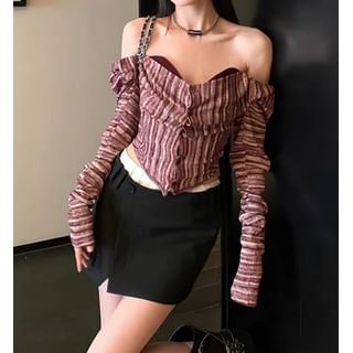 Long-Sleeve Off Shoulder Sweetheart Neckline Crop Top SpreePicky