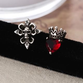 Rhinestone Heart Skull Asymmetrical Stud Earring SpreePicky