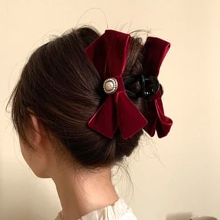 Velvet Bow Hair Claw SpreePicky