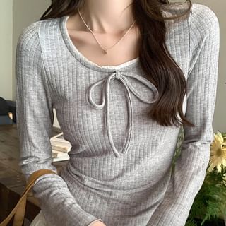 Long-Sleeve Round Neck Plain Bow Accent Frill Trim Slim Fit T-Shirt SpreePicky