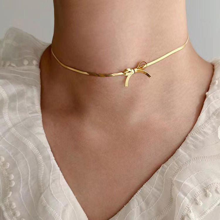 Metal Bow Choker Necklace SpreePicky