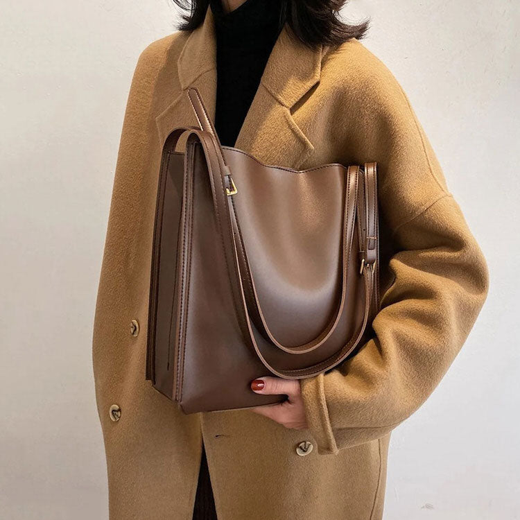Elegant Leather Tote Bag SpreePicky