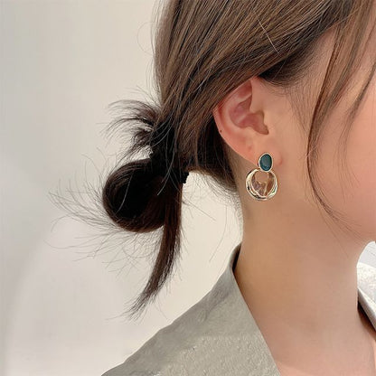 Retro Disc Drop Earring SpreePicky