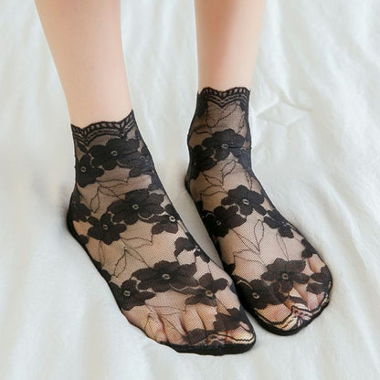 Set of 3: Lace Sheer Socks SpreePicky