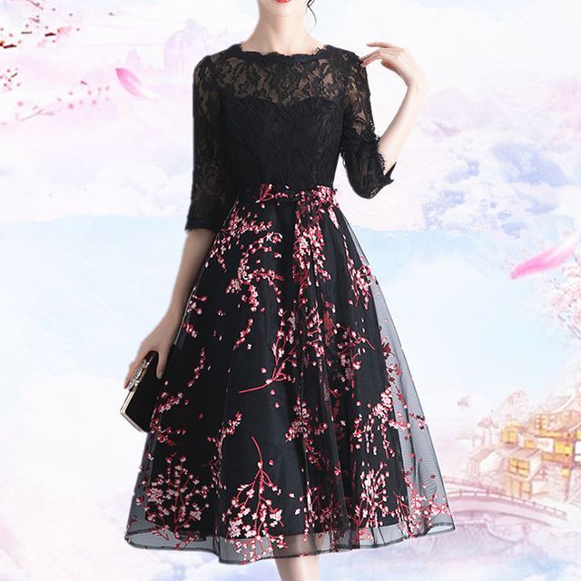 Elbow-Sleeve Floral Embroidered A-Line Lace Cocktail Dress SpreePicky