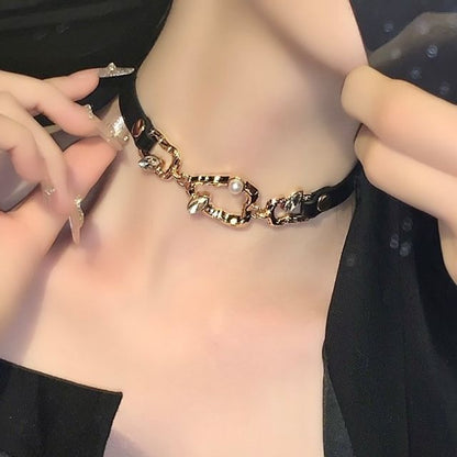 Irregular Chunky Alloy Choker SpreePicky