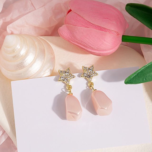 Flower Stud Earring / Drop Earring SpreePicky