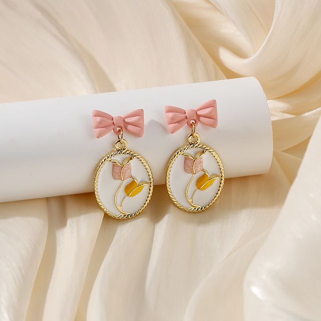 Flower Stud Earring / Drop Earring SpreePicky