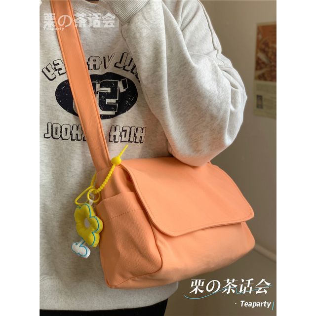 Plain Polyester Messenger Bag SpreePicky