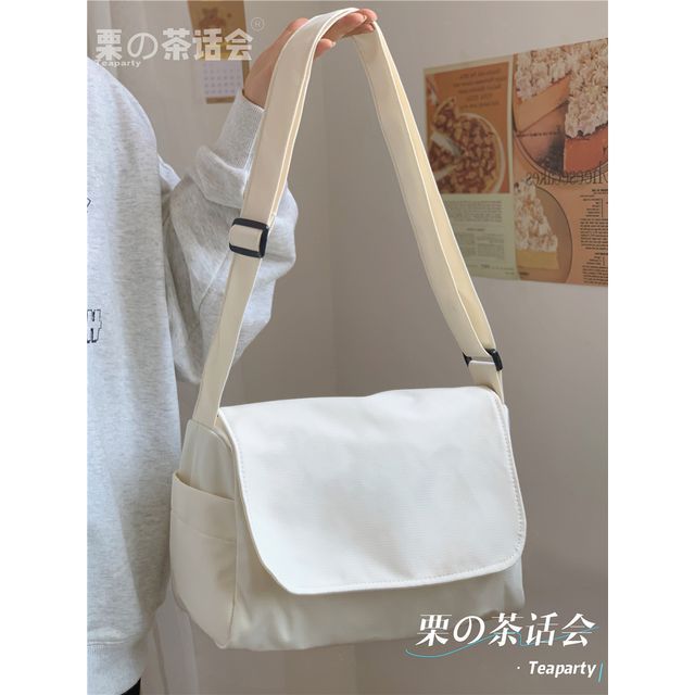 Plain Polyester Messenger Bag SpreePicky