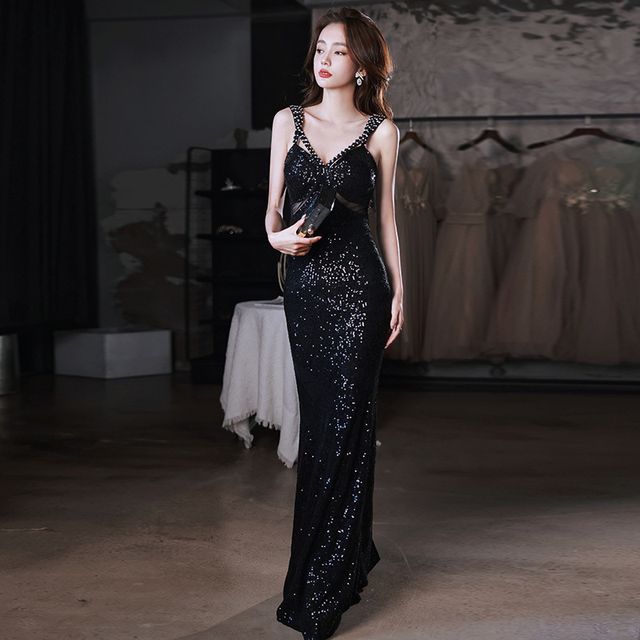 Sleeveless V-Neck Sequined Mermaid Evening Gown SpreePicky