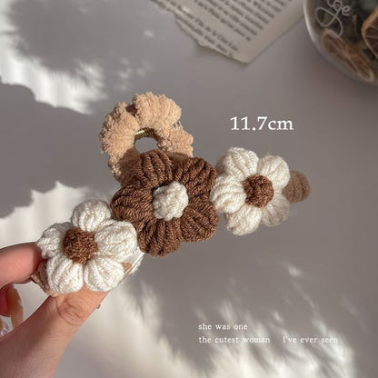 Floral Yarn Hair Clamp / Hair Clip / Headband SpreePicky