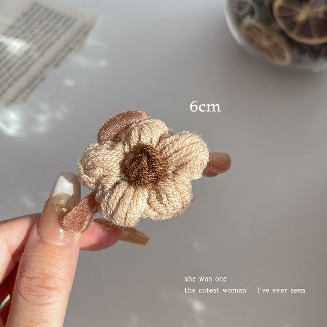 Floral Yarn Hair Clamp / Hair Clip / Headband SpreePicky