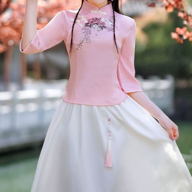 3/4-Sleeve Mock Neck Floral Embroidered Hanfu Top SpreePicky