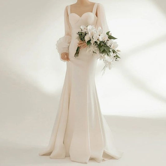 Long-Sleeve Sweetheart Neckline Plain Sheath Wedding Gown SpreePicky