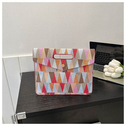 Geometric Print Envelope Clutch SpreePicky