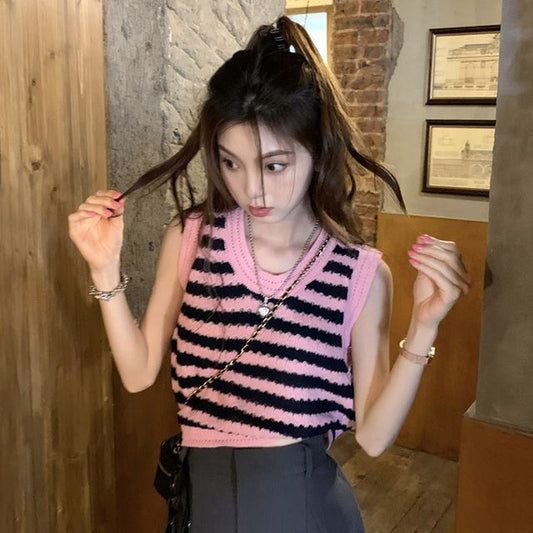 Sleeveless Scoop Neck Striped Knit Top mySite