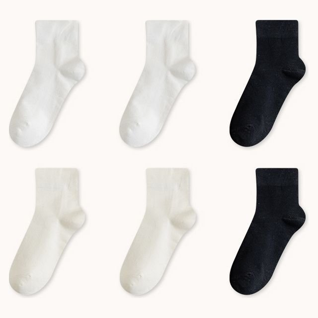 Set Of 6 Pairs: Plain Socks SpreePicky