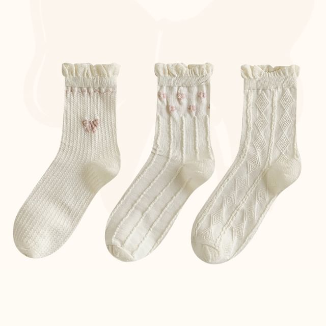 Set of 3 Pairs: Plain Ruffle Trim Socks SpreePicky