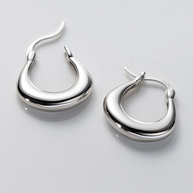 Polished U Shape Sterling Silver Earring SpreePicky