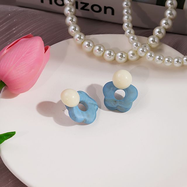 Flower Resin Earring SpreePicky