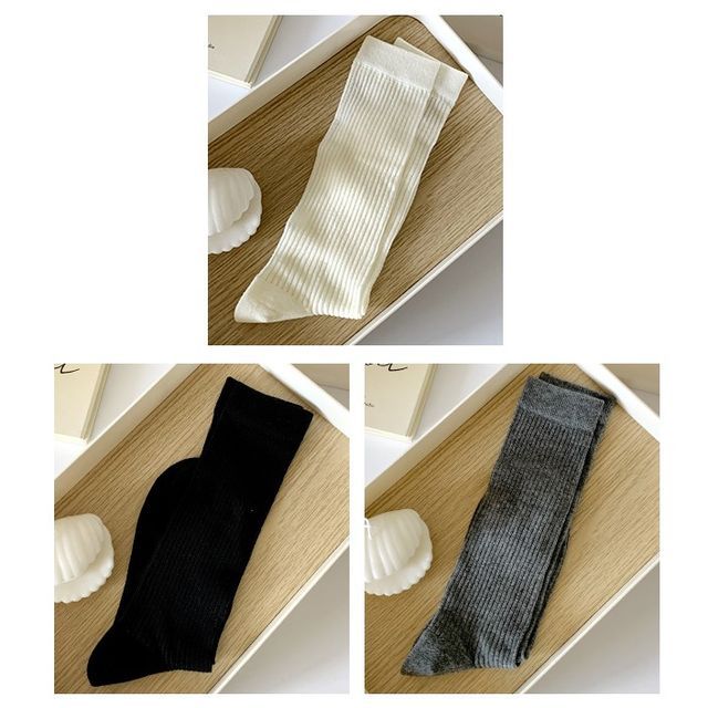 Ribbed Plain Socks SpreePicky