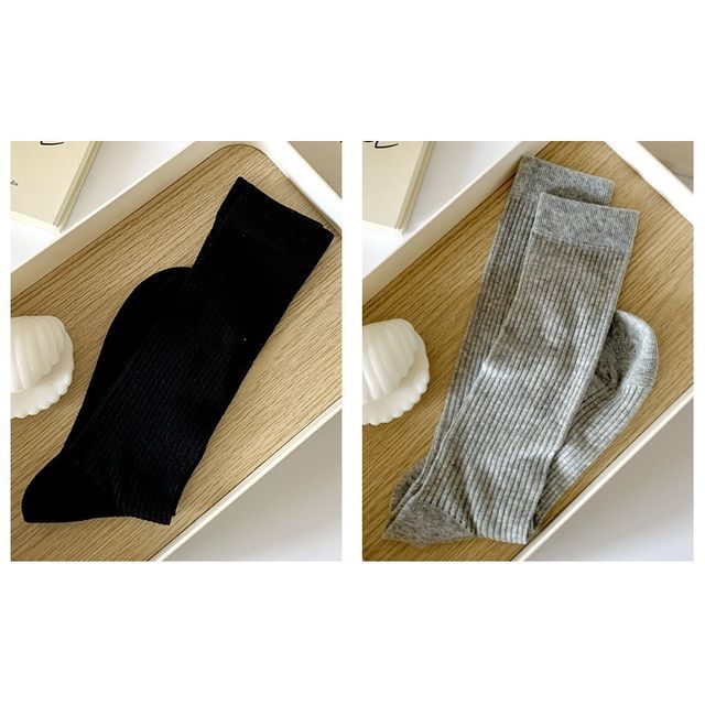 Ribbed Plain Socks SpreePicky