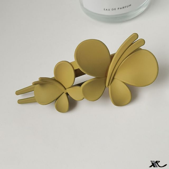 Matte Butterfly Resin Hair Clip SpreePicky