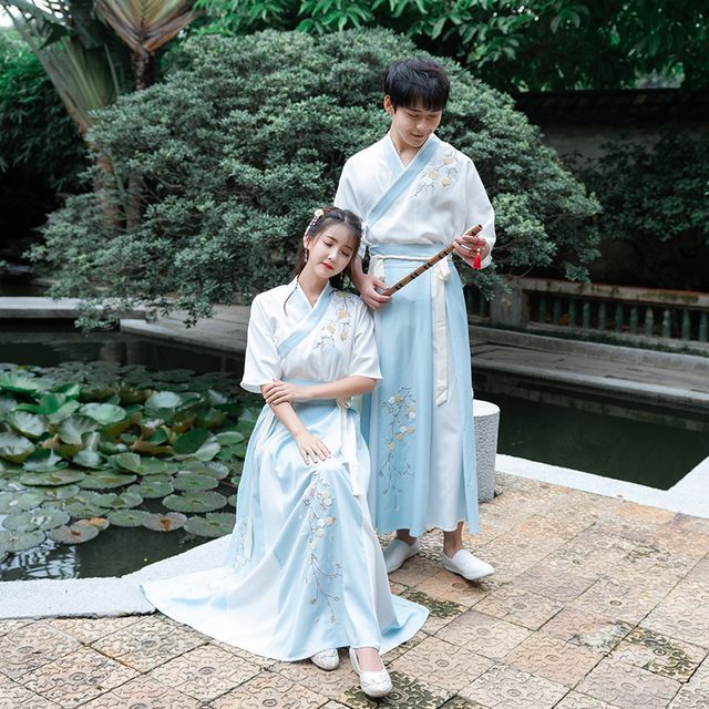 Traditional Chinese Couple Matching Costume Set: Short SpreePicky