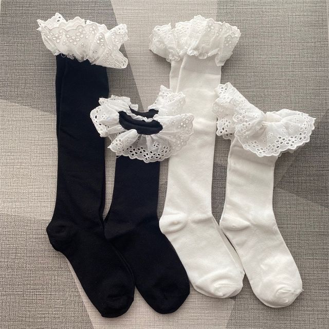 Plain Eyelet Lace Ruffled Socks SpreePicky