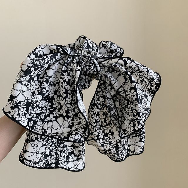 Floral Bow Scrunchie SpreePicky